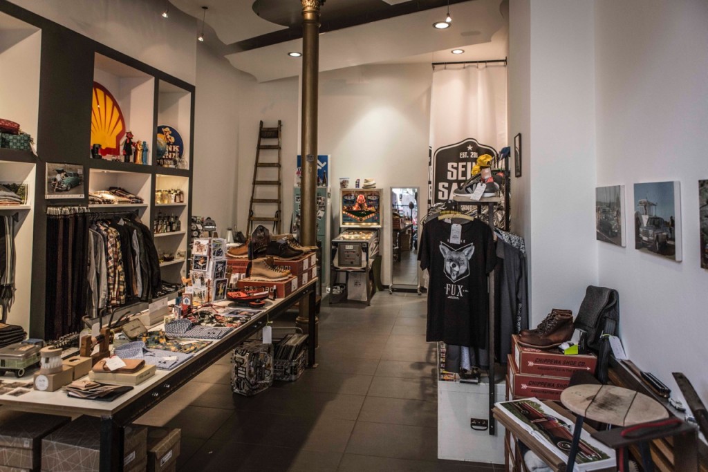 Seine Sachen Laden von innen