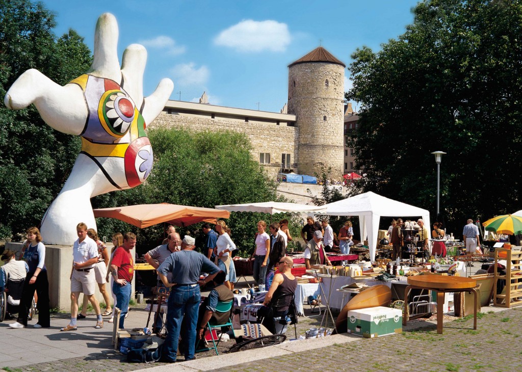 Hannover Living: Old Town flea market