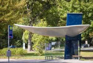 Hannover Living: автобусна зупинка Maschsee