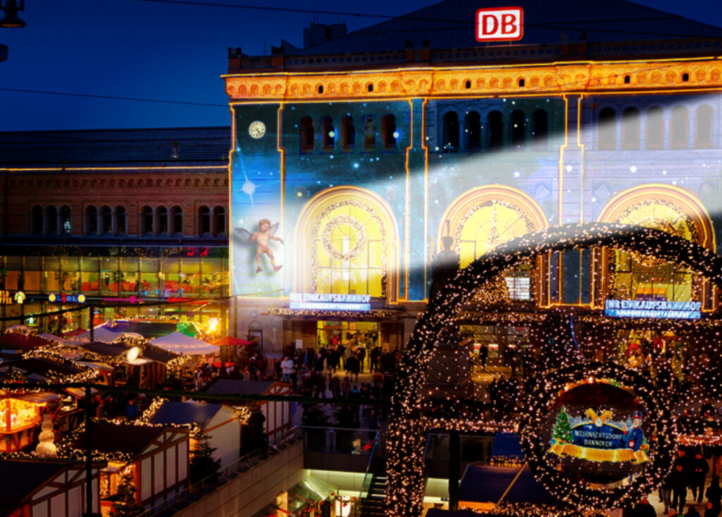 Roncalli-Weihnachtsdorf vor dem Hauptbahnhof, © Roncalli
