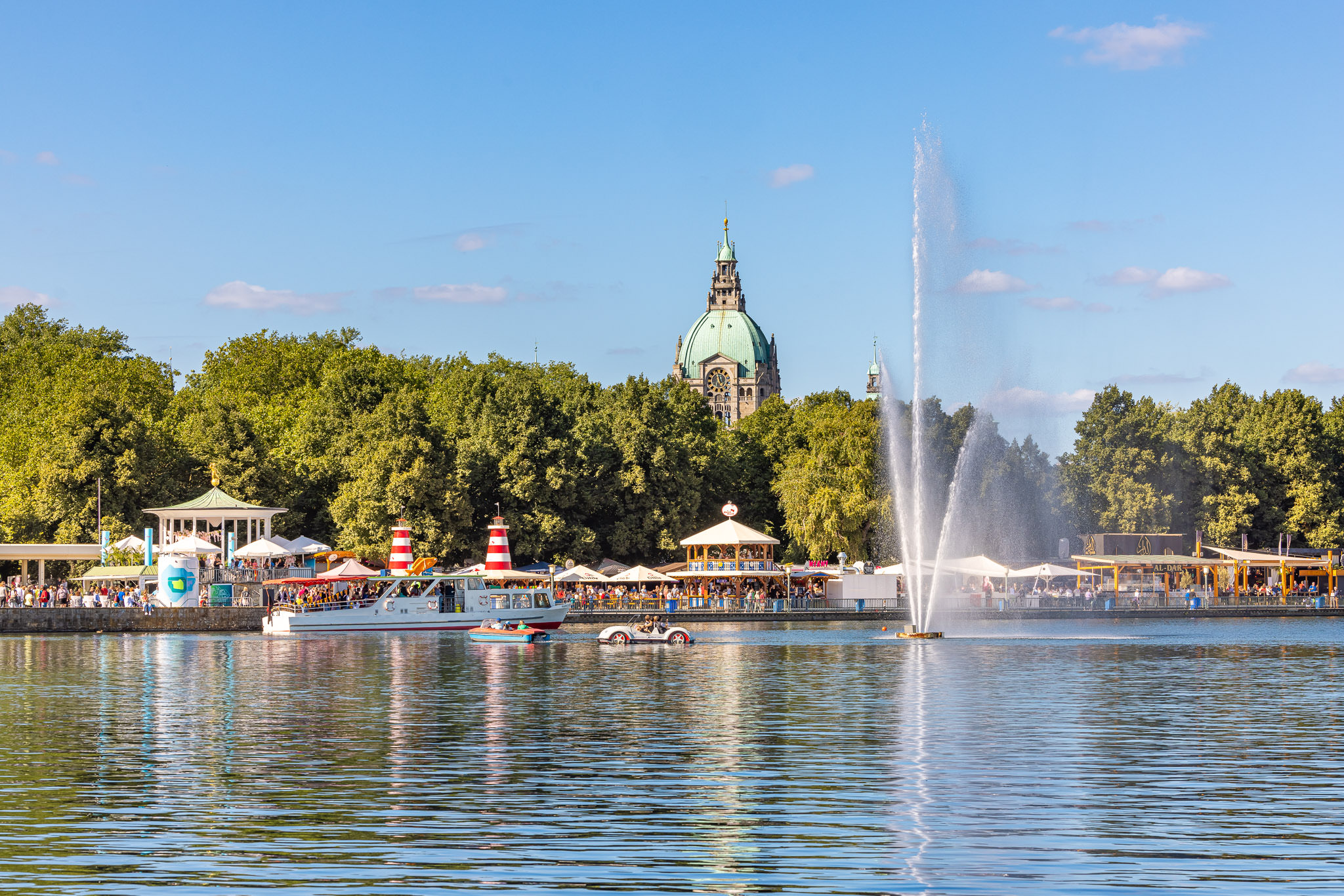 白天的 Maschsee 节日
