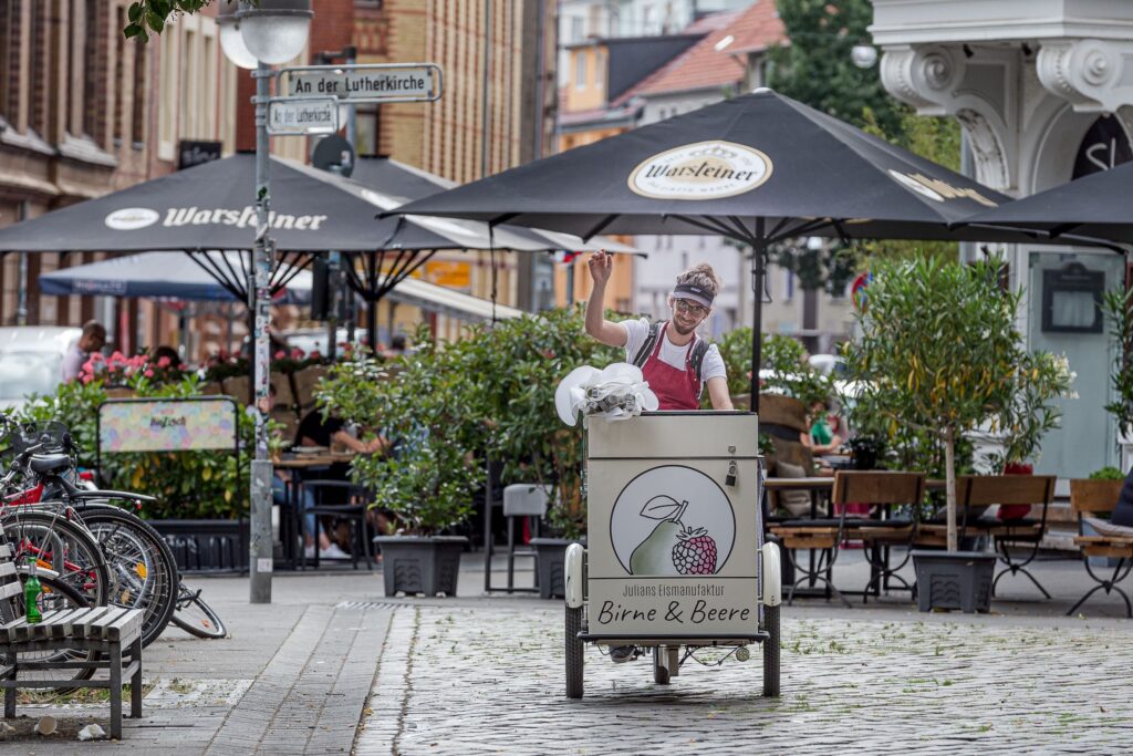 Hannover Living: Julian's Eismanufaktur Birne & Beere