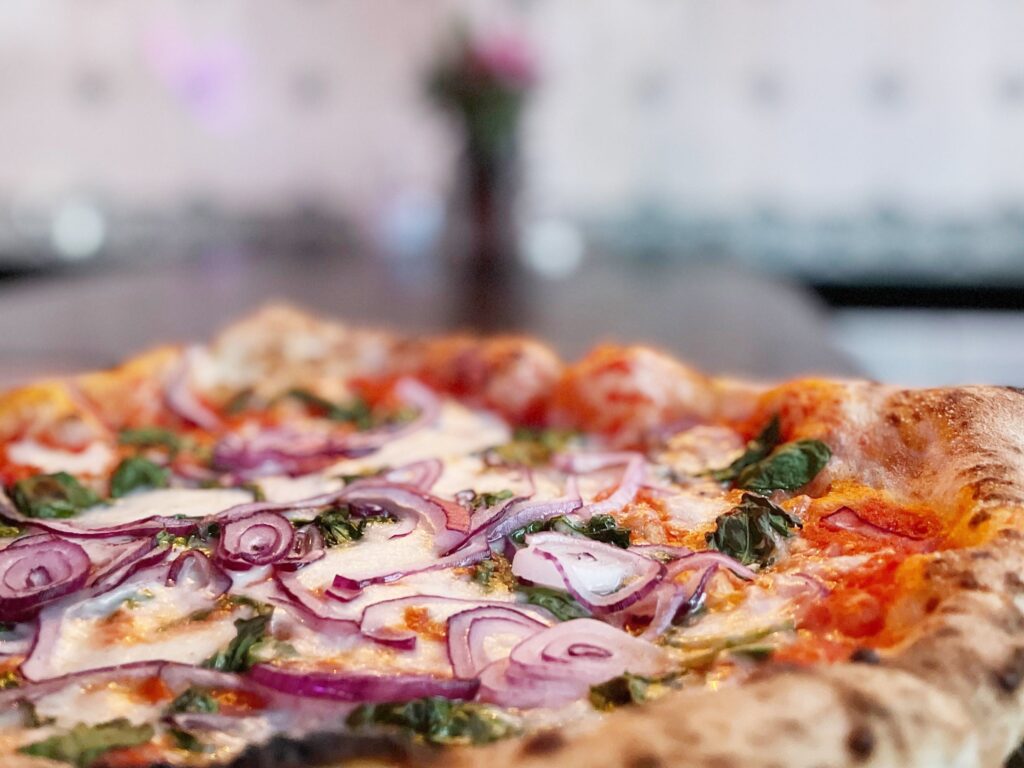 Brechts Pizza & Vino, Pizza aus dem Steinofen