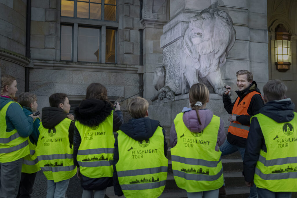 Ганновер живе: екскурсія з ліхтариками для дітей